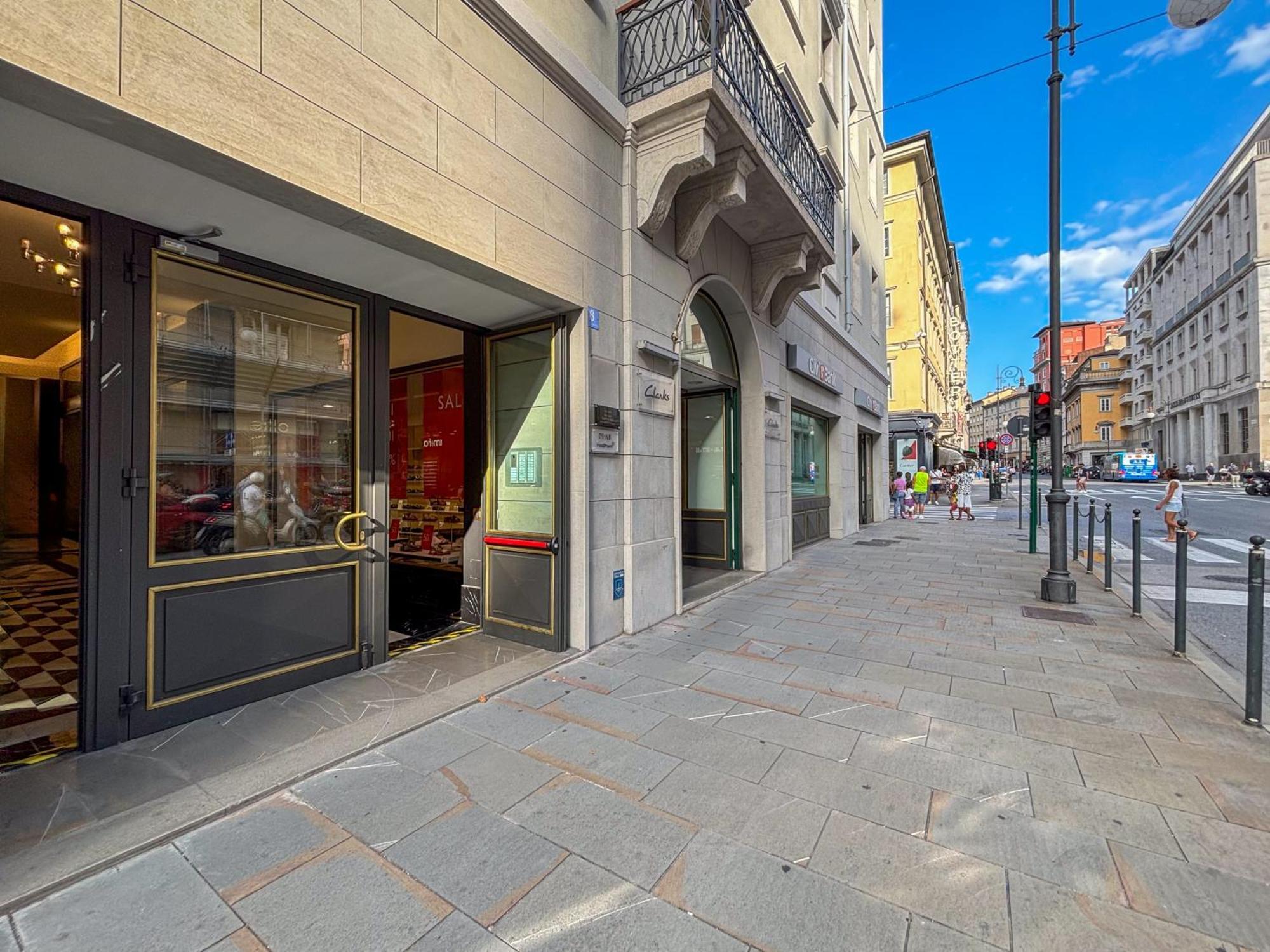 Teatro Romano Exclusive Suites Trieste Ngoại thất bức ảnh